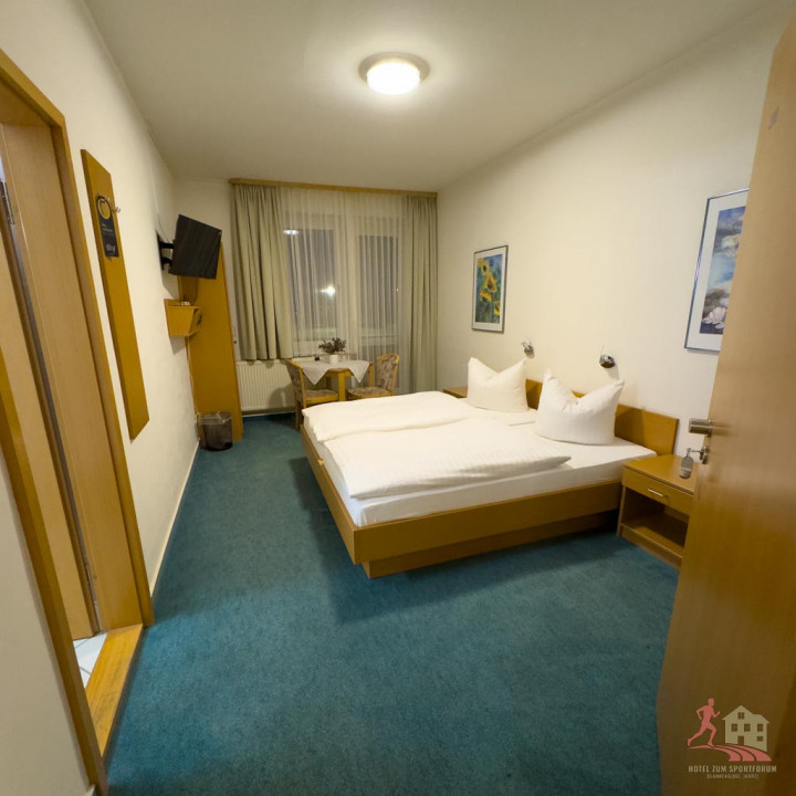 Doppelzimmer mit Balkon